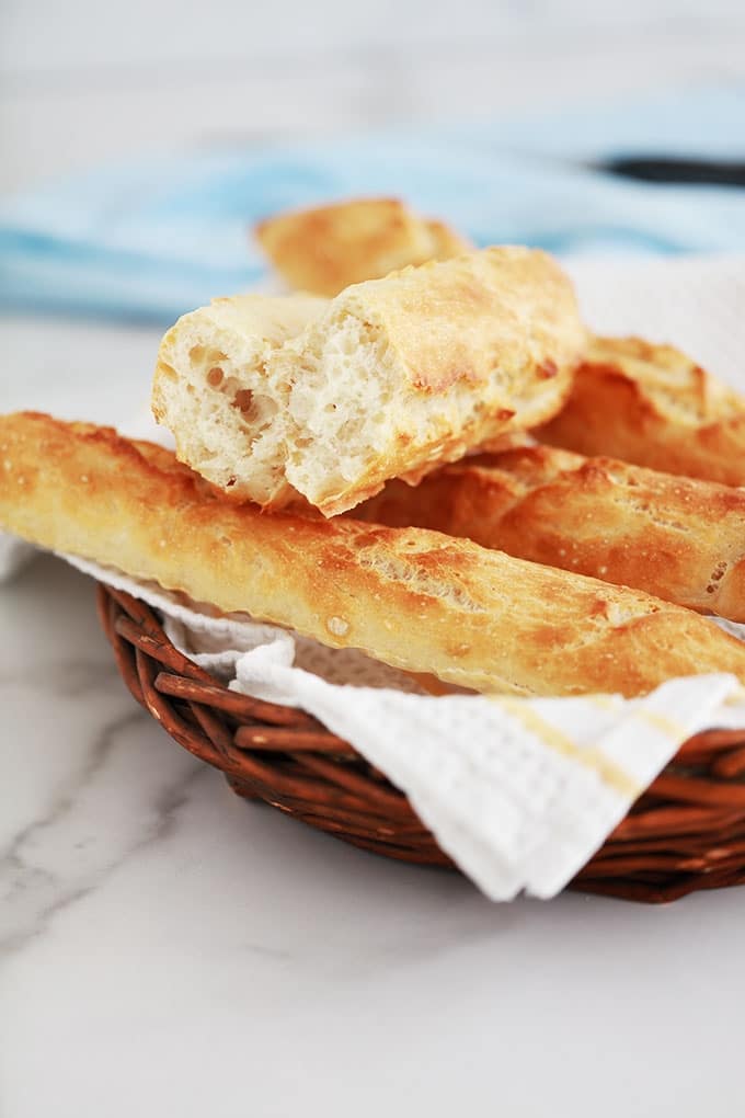 Baguettes de pain express sans pétrissage - Recette Ptitchef